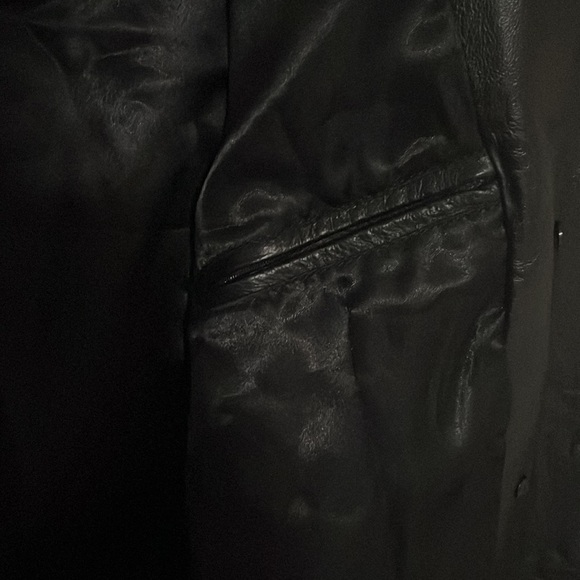Brand: LOBI LOBI Shell: Genuine Leather Lining: 100% polyester Do not dry clean! - Picture 4 of 5